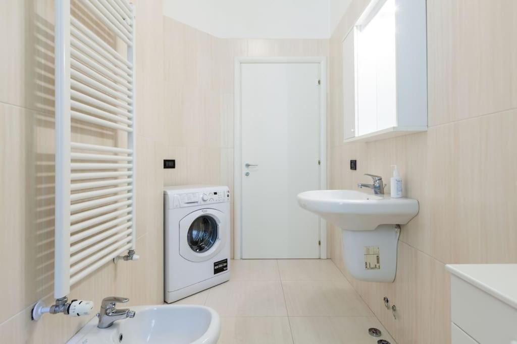Spacious And New Apt In Citta Studi 밀라노 외부 사진